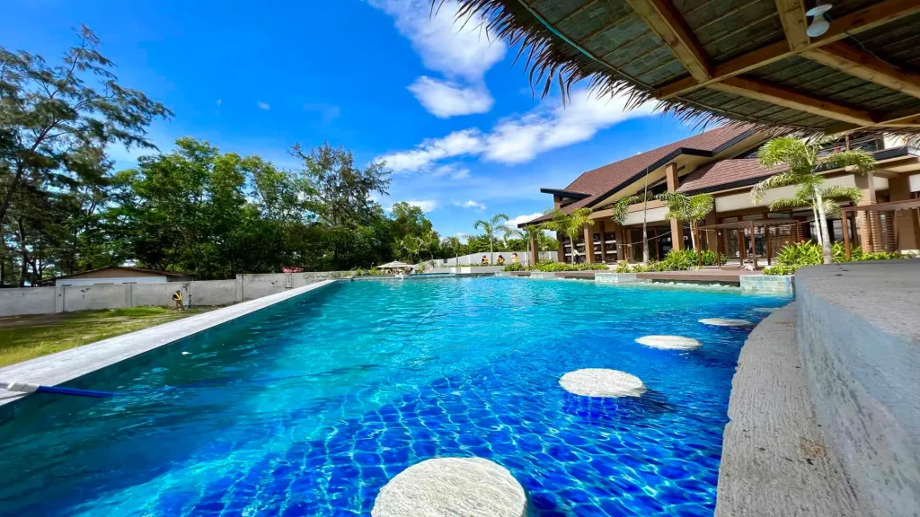 Infinity Pool