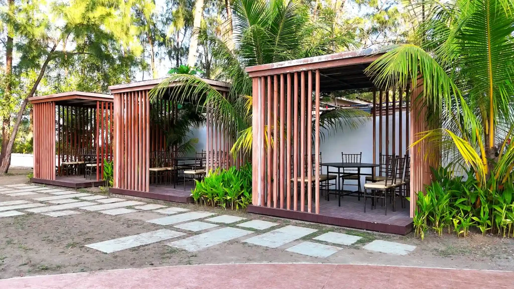 Beachfront Access